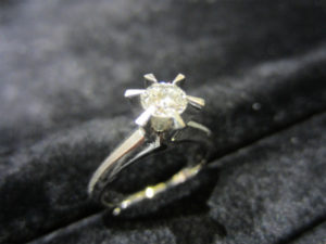 ダイヤルース0.36ct