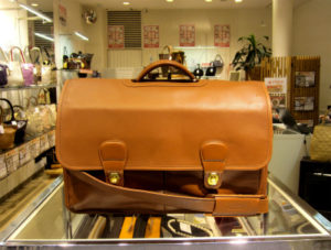 コーチ　書類カバン