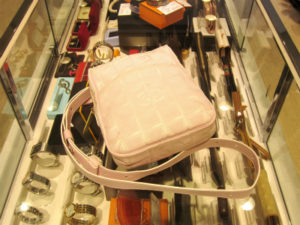 シャネル　ショルダーポシェット