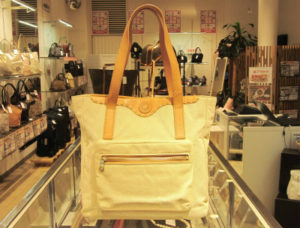 ハンティングワールド　トートバッグ