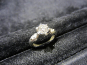 ダイヤルース1.016ct