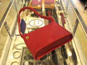 バリー　ショルダーバッグ