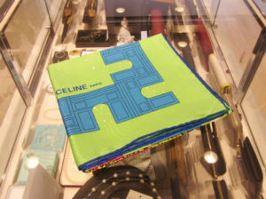 セリーヌ　大判スカーフ