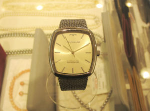 テクノス　腕時計