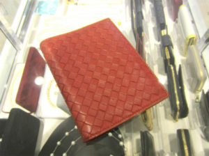 ボッテガヴェネタ　手帳カバー