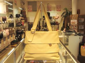 ニナリッチ　トートバッグ