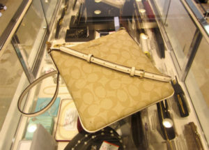 コーチ　ショルダーバッグ