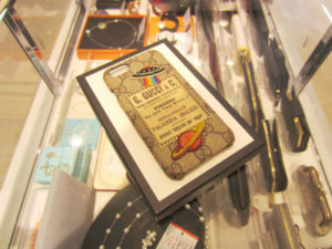 グッチ　iPhone8　ケース