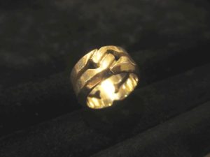 グッチ　ノットリング