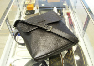 グッチ　ショルダーバッグ