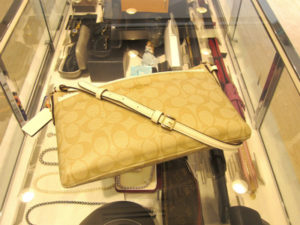 コーチ　ショルダーバッグ