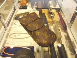 ルイヴィトン　モノグラム　眼鏡ケース