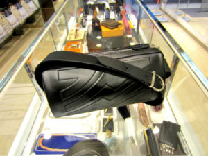 フェラガモ　ショルダーバッグ