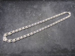 Pt850　デザインネックレス
