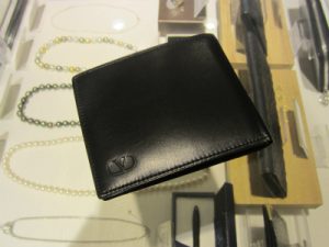 バレンチノガラバーニ　二つ折り財布