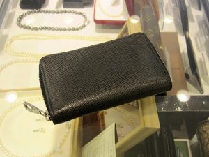ルイヴィトン　タイガ　ジッピーコインパース