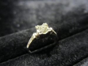 ダイヤルース　0.209ct
