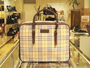 バーバリー　ブルーレーベル　ハンドバッグ