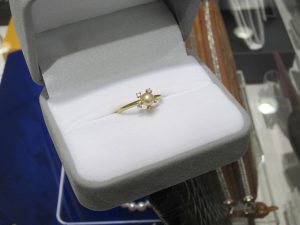 タサキ　パール付リング