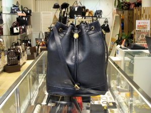 グッチ　巾着ショルダー