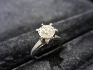 ダイヤモンド「ダイヤルース　1.00ct」買い取りました！