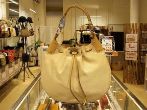 グッチ　巾着バッグ