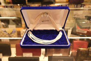 タサキ　パール　5連ネックレス