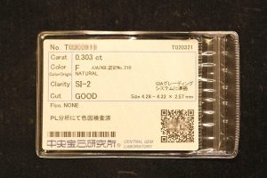 ダイヤルース　0.303ct
