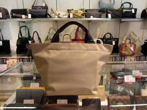 エルベシャプリエ　舟形トート　M