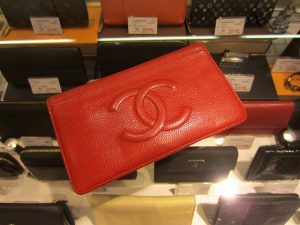 シャネル　キャビア　ファスナー長財布