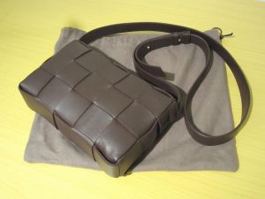 ボッテガヴェネタ　カセット　ショルダーバッグ