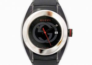 グッチ　メンズ　腕時計　シンク