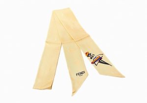 フェンディ　スカーフ