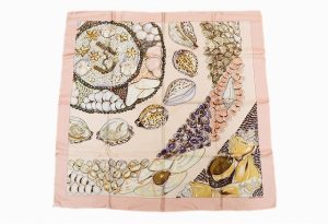 エルメス　大判スカーフ