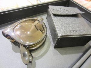 レイバン　折り畳み式サングラス