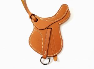 エルメス　サドル　チャーム