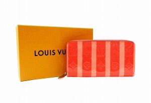 ヴィトン　レイユール　ジッピーウォレット