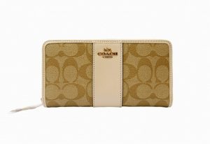 コーチ　ラウンドファスナー長財布