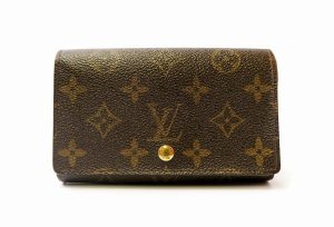 ヴィトン　モノグラム　ポルトモネ・ビエ・トレゾール