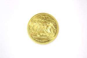 K24「天皇陛下御在位六十年記念　拾万円金貨(開封品)」買い取りました！