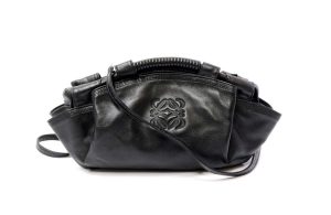 ロエベ　ミニ　ナッパアイレ