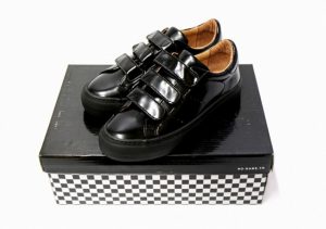 ノーネーム　アーケード　スニーカー