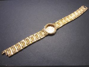 貴金属「K18　レディース腕時計」買い取りました！