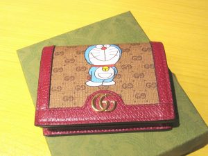 グッチ「ドラエもん　コンパクトウォレット」買い取りました！