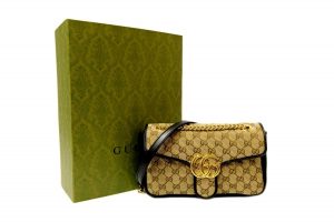 グッチ　GGマーモント　ショルダーバッグ