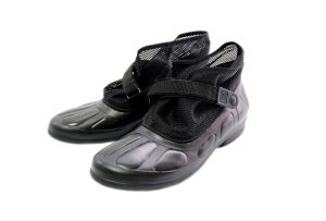 イッセイミヤケ　スニーカー