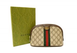 グッチ　GGスプリーム　コスメポーチ