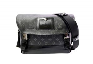 ヴィトン　エクリプス　メッセンジャーヴォワヤージュPM