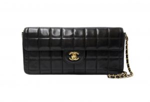 シャネル　チョコバー　チェーンショルダー