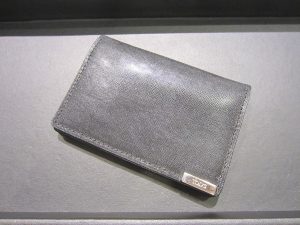トッズ　カードケース(名刺入れ)